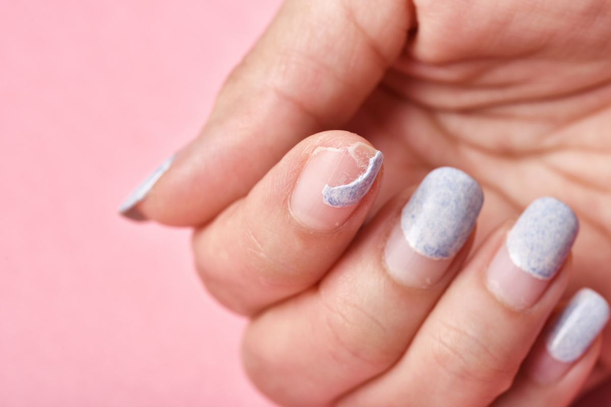 How to Repair Nails After Gel Damage: A Recovery Guide for Weak Nails